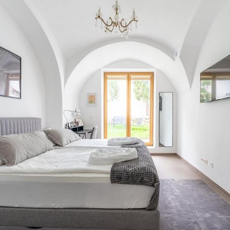 Wachau Ruhepol / 45M² / Idyllisch Mit Gartenterrasse Mautern Luaran gambar